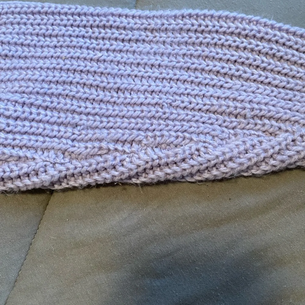 H&M Lavender Knit Sweater - Picture 5 of 6